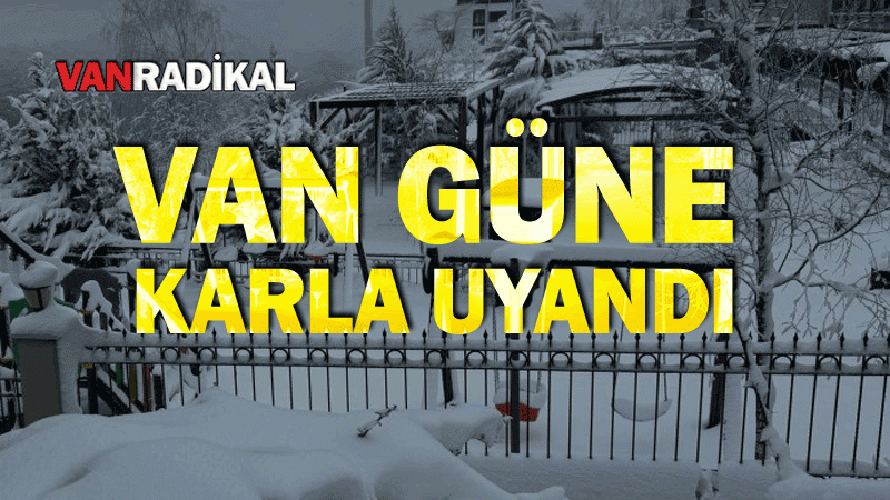 Vanlılar Ramazan'ı karla karşıladı