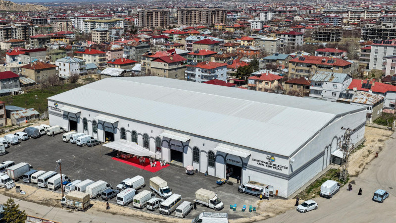 Van'da Modern Semt Pazarı 